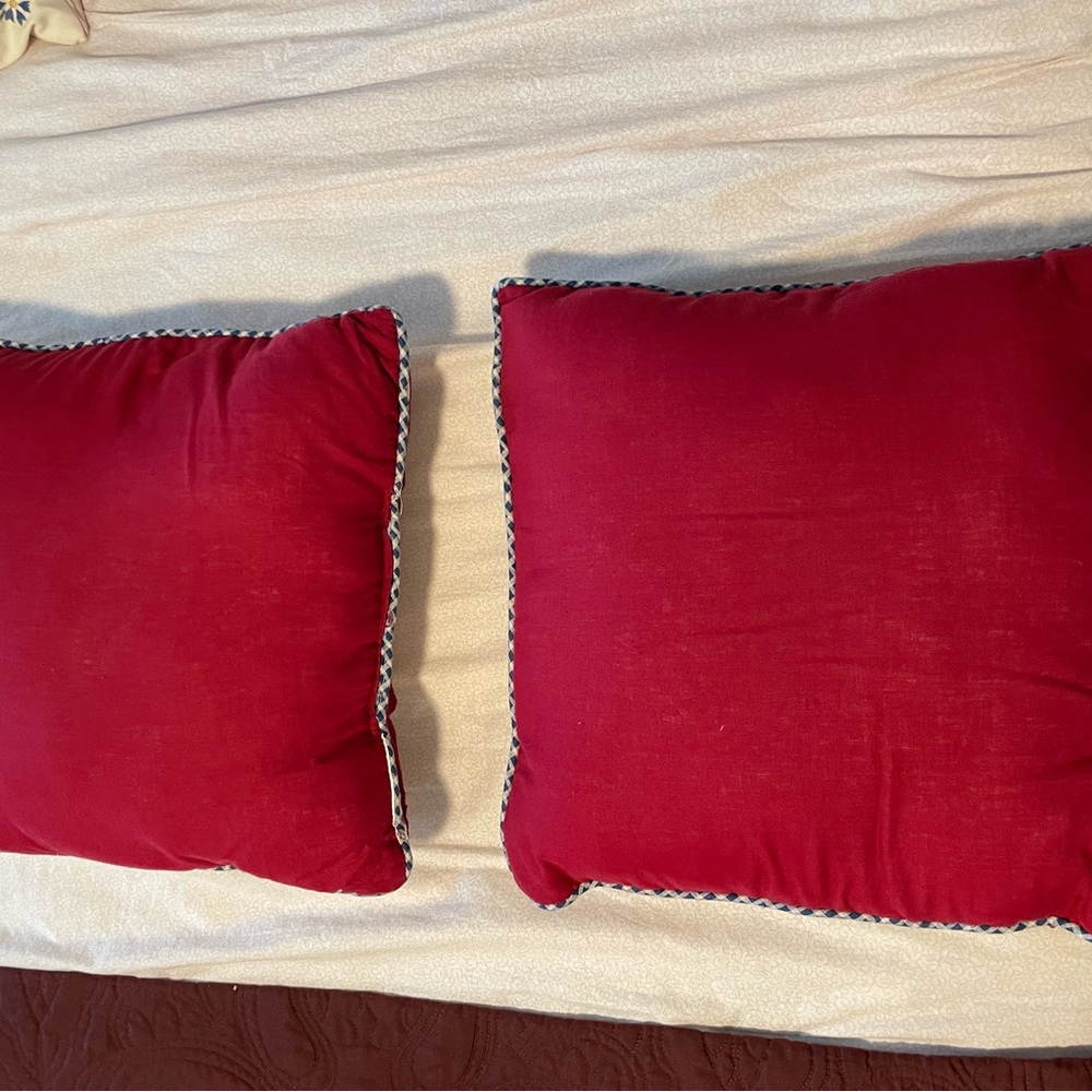 American flag throw pillow. Good condition.